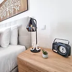 Elite Residente Gold 11 *